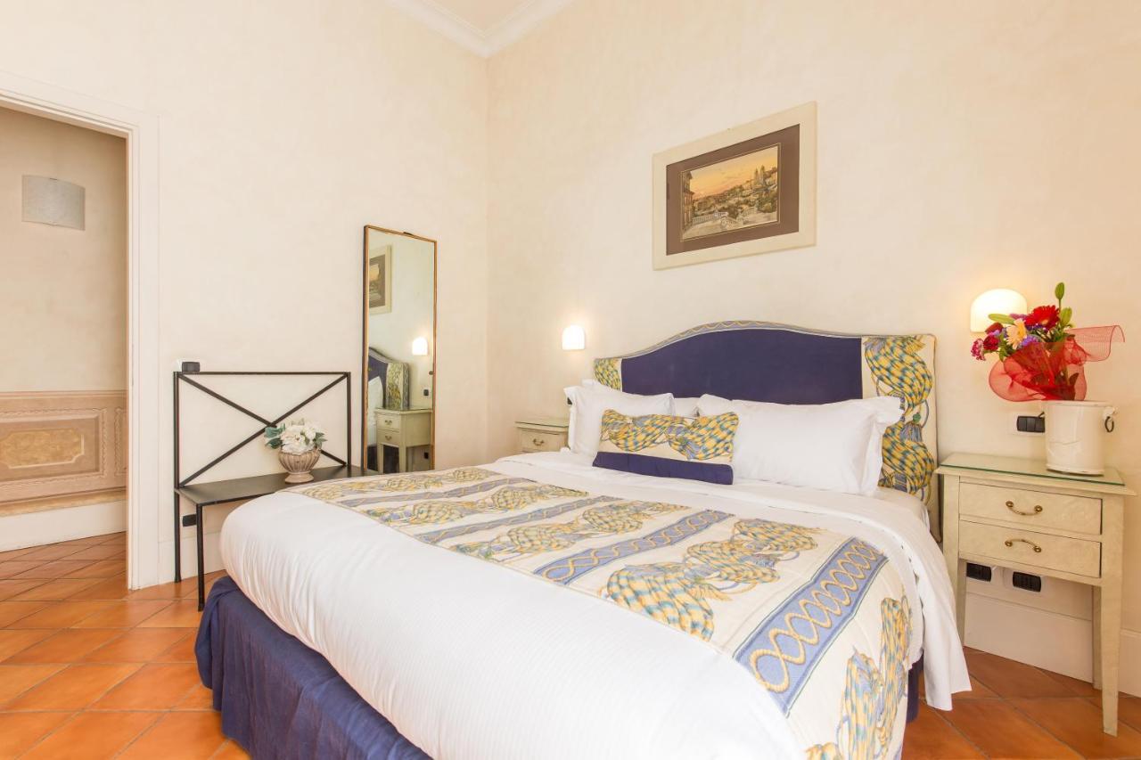 Caesar House Residenze Romane - Rome — Photos 1